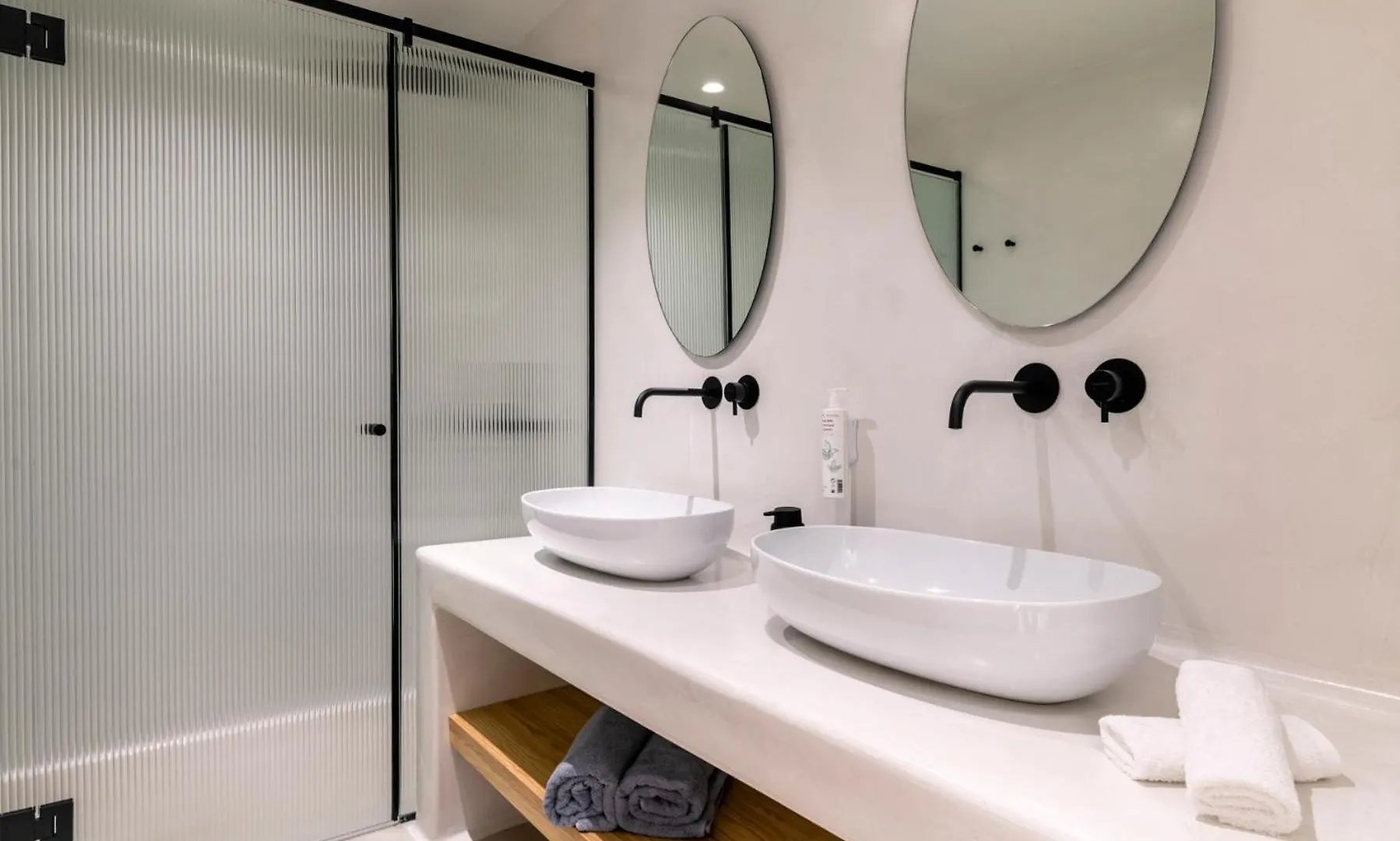 Villa Vibe B - Hot Tub - Mg Villas Mykonos Town
